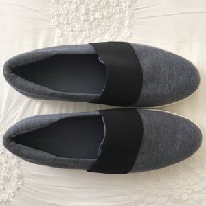 Via Spiga women’s 9.5 navy sneakers